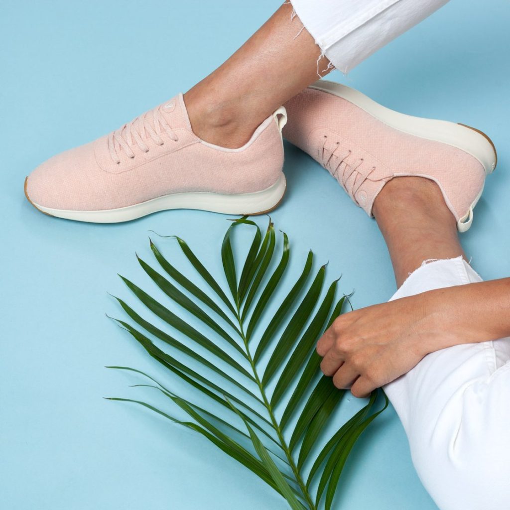Yuccs sustainable sneakers